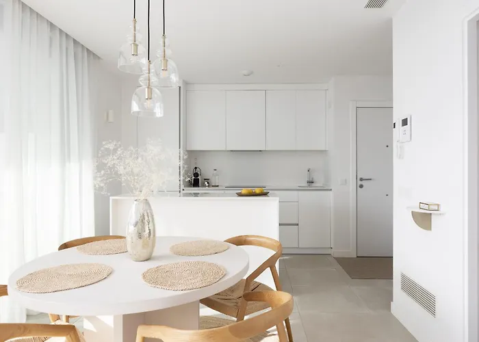 Stylish Luxury With Terrace In Higueron Apartamento *