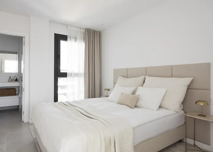 Stylish Luxury With Terrace In Higueron Apartamento Fuengirola