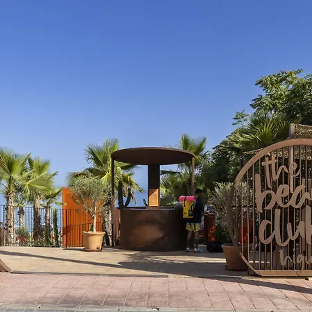 Apartment Stylish Luxury With Terrace In Higueron Fuengirola