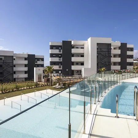 Stylish Luxury With Terrace In Higueron Fuengirola