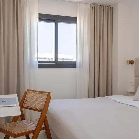 Stylish Luxury With Terrace In Higueron Lägenhet *