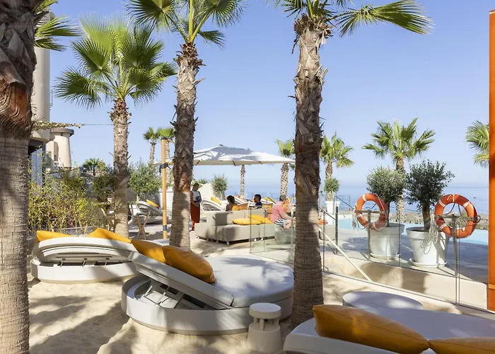 Stylish Luxury With Terrace In Higueron * Fuengirola