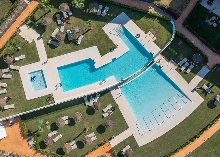 Stylish Luxury With Terrace In Higueron Fuengirola