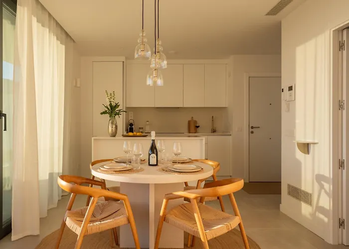 Lägenhet Stylish Luxury With Terrace In Higueron Fuengirola