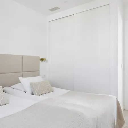 Appartement Stylish Luxury With Terrace In Higueron