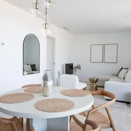 Stylish Luxury With Terrace In Higueron Appartement *