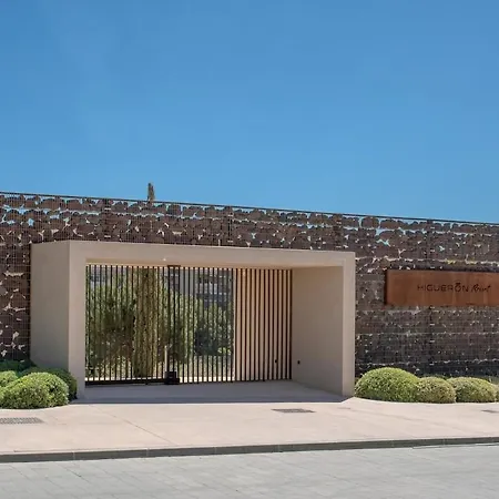 דירה Stylish Luxury With Terrace In Higueron