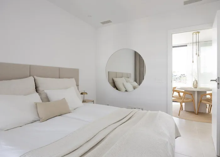 Appartement Stylish Luxury With Terrace In Higueron *