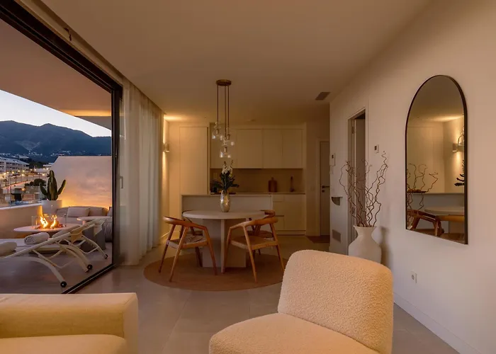 Stylish Luxury With Terrace In Higueron * Fuengirola