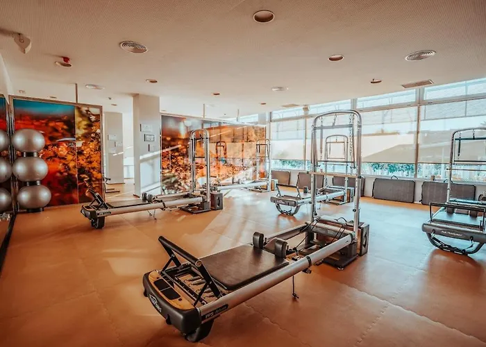 Stylish Luxury With Terrace In Higueron Appartement *