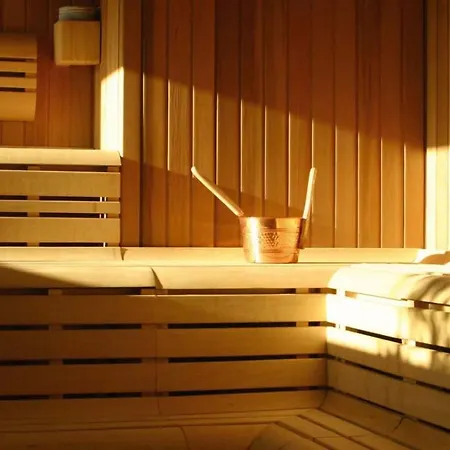 Stylish Luxury With Terrace In Higueron Apartment