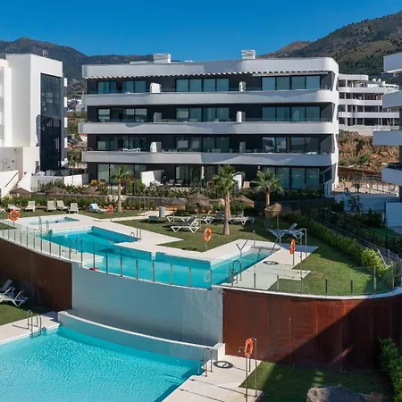 Stylish Luxury With Terrace In Higueron